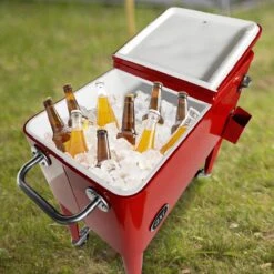 AXI Retro Cooler Rood - Koeler Met Wielen - 76L Inhoud - Koelbox Met Aftapkraan 28 AXI Retro Cooler Rood - Koeler Met Wielen - 76L Inhoud - Koelbox Met Aftapkraan -Outdoor Camping Winkel 1200x1200 35