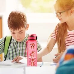 Flyweight Lyseren Drinkfles Voor Kinderen - Waterfles 600 Ml - Zonder BPA - Onbreekbaar - Fruitfilter - Afwasmachinebestendig 13 Flyweight Lyseren Drinkfles Voor Kinderen - Waterfles 600 Ml - Zonder BPA - Onbreekbaar - Fruitfilter - Afwasmachinebestendig -Outdoor Camping Winkel 1200x1200 421