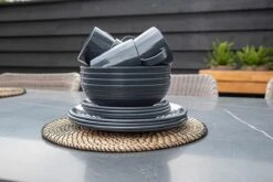 Travellife Jávea Serviesset - 16-delig - Donkergrijs 9 Travellife Jávea Serviesset - 16-delig - Donkergrijs -Outdoor Camping Winkel 1200x800 37