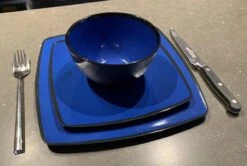 Camping Servies - 12 Delig – 100% Melamine Servies Set – Campingservies – Melamine Servies - Blue Ocean -Outdoor Camping Winkel 1200x806