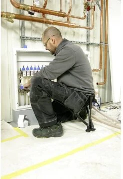 Walkstool - 3-Poots Krukje - Comfort 55 Cm - Verstelbaar - Zwart -Outdoor Camping Winkel 824x1200